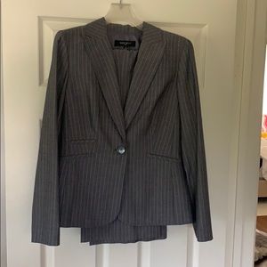 Women’s Suit. Nine West. Never worn.